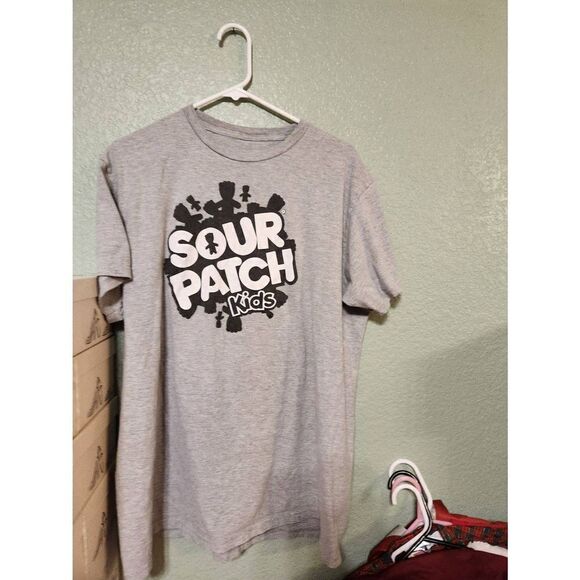 Mens sour patch kids shirt size large - measurements in photos - Picture 3 of 6